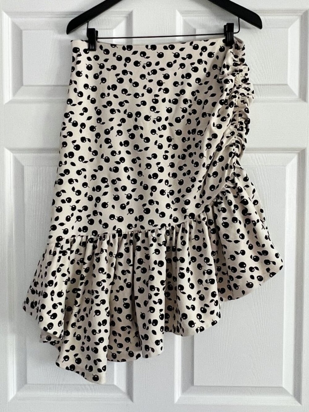 Maeve Anthropologie cherry print ruched ruffle midi skirt LP ivory black